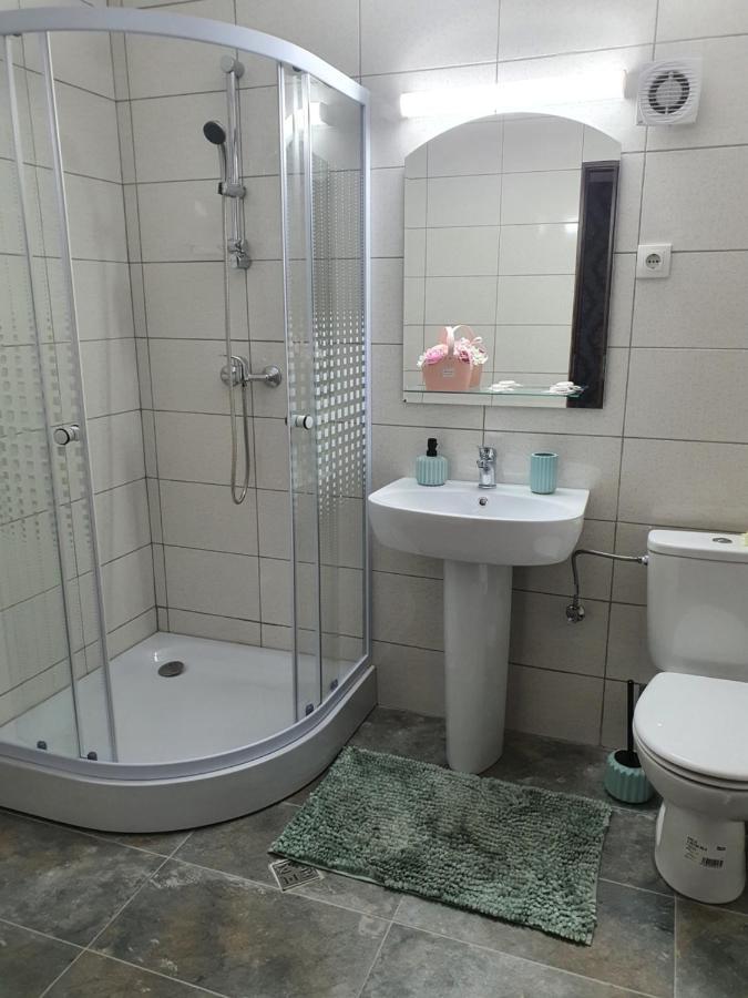 Bon Ton Residence ドロベタ＝トゥルヌ・セヴェリン エクステリア 写真